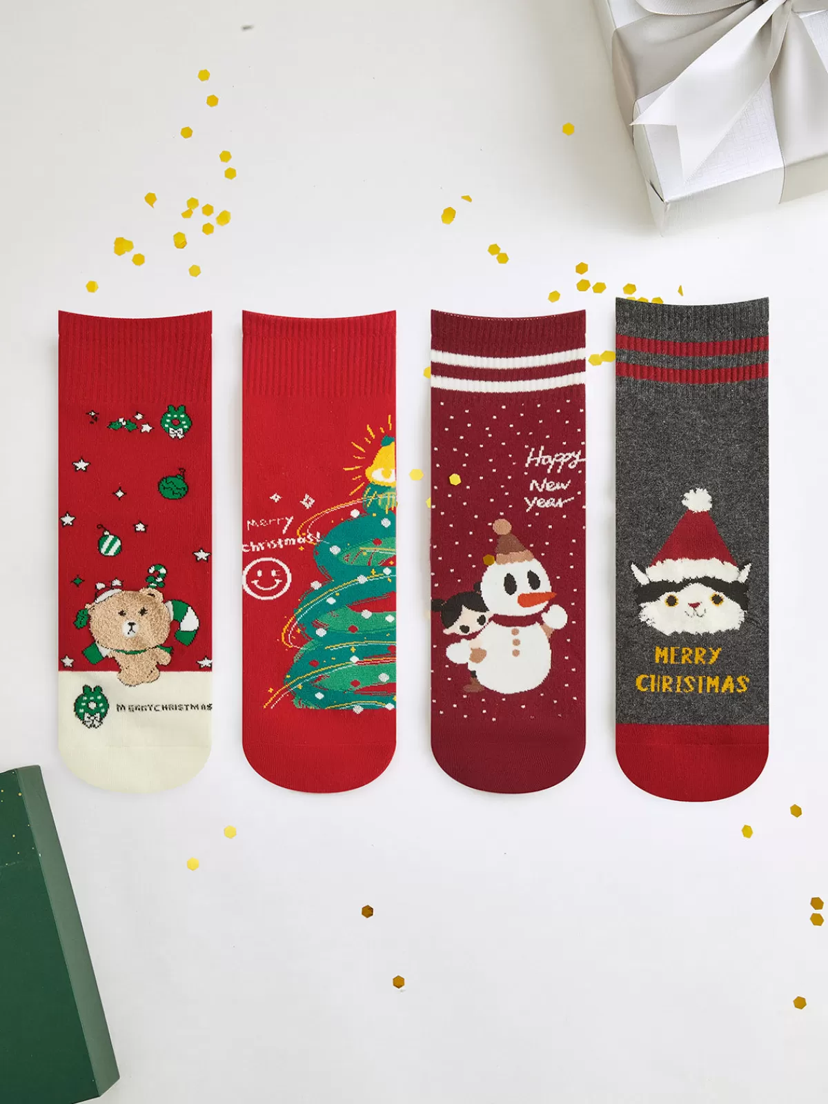 COMMENSE Cartoon Christmas Gift Box With Socks Green Clearance