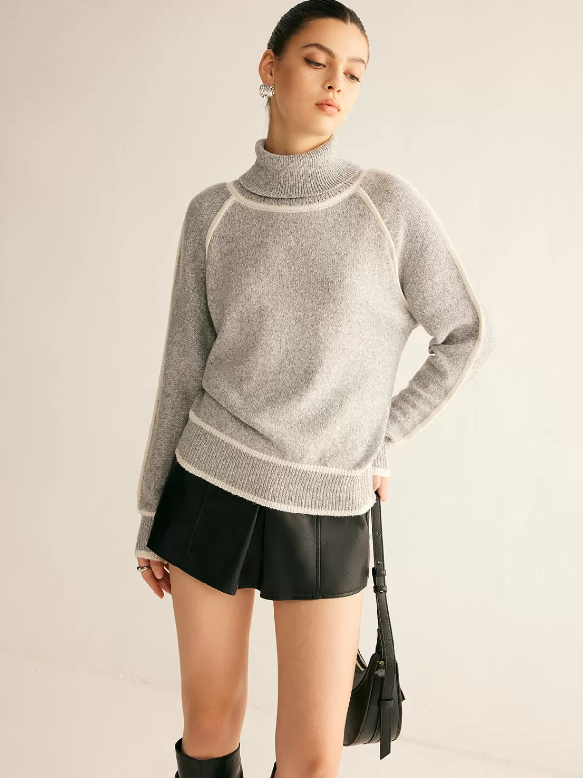 COMMENSE Contrast Piping Turtleneck Sweater Grey Online