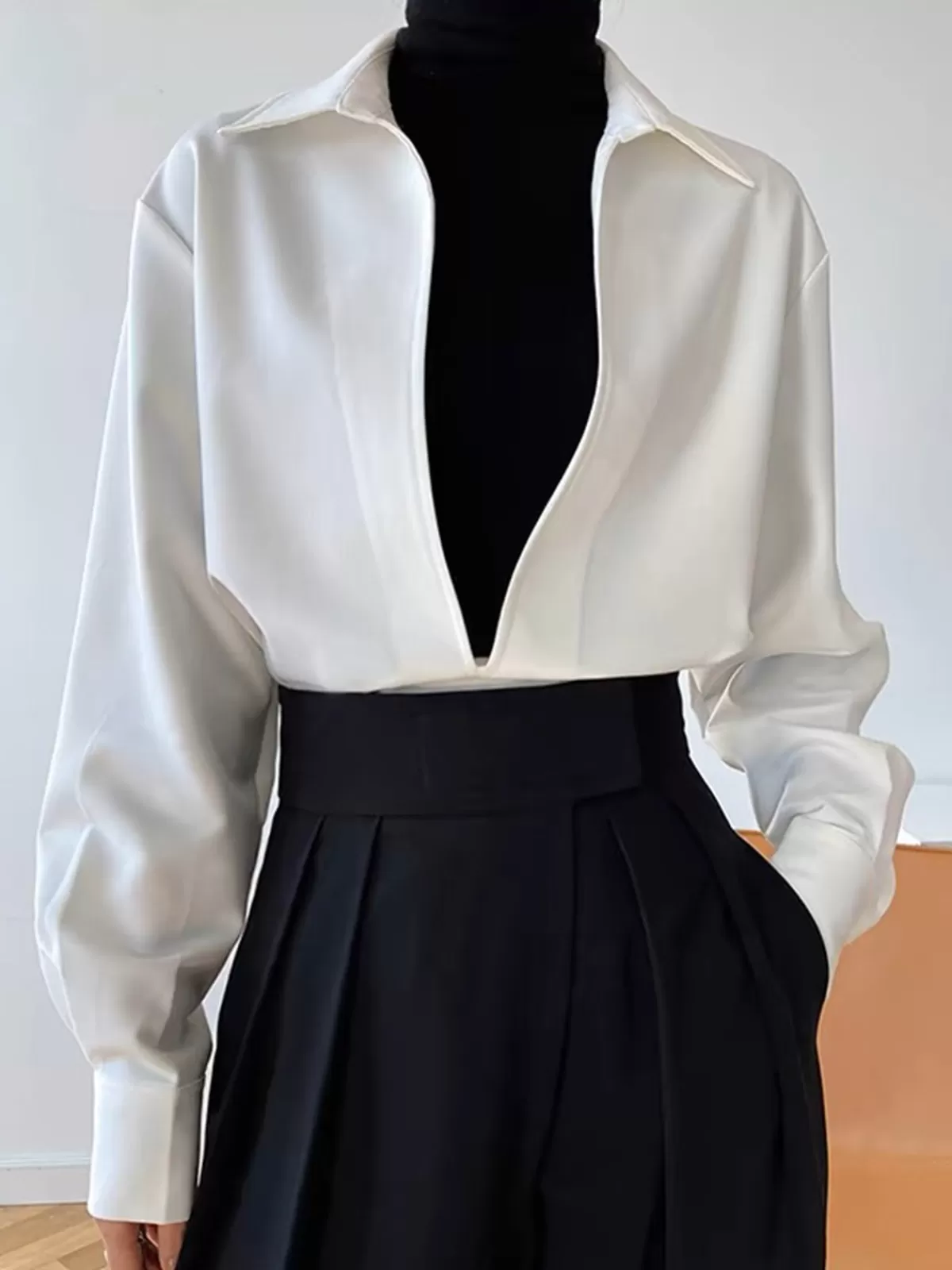COMMENSE Deep V-Neck Polo Shirt White Fashion