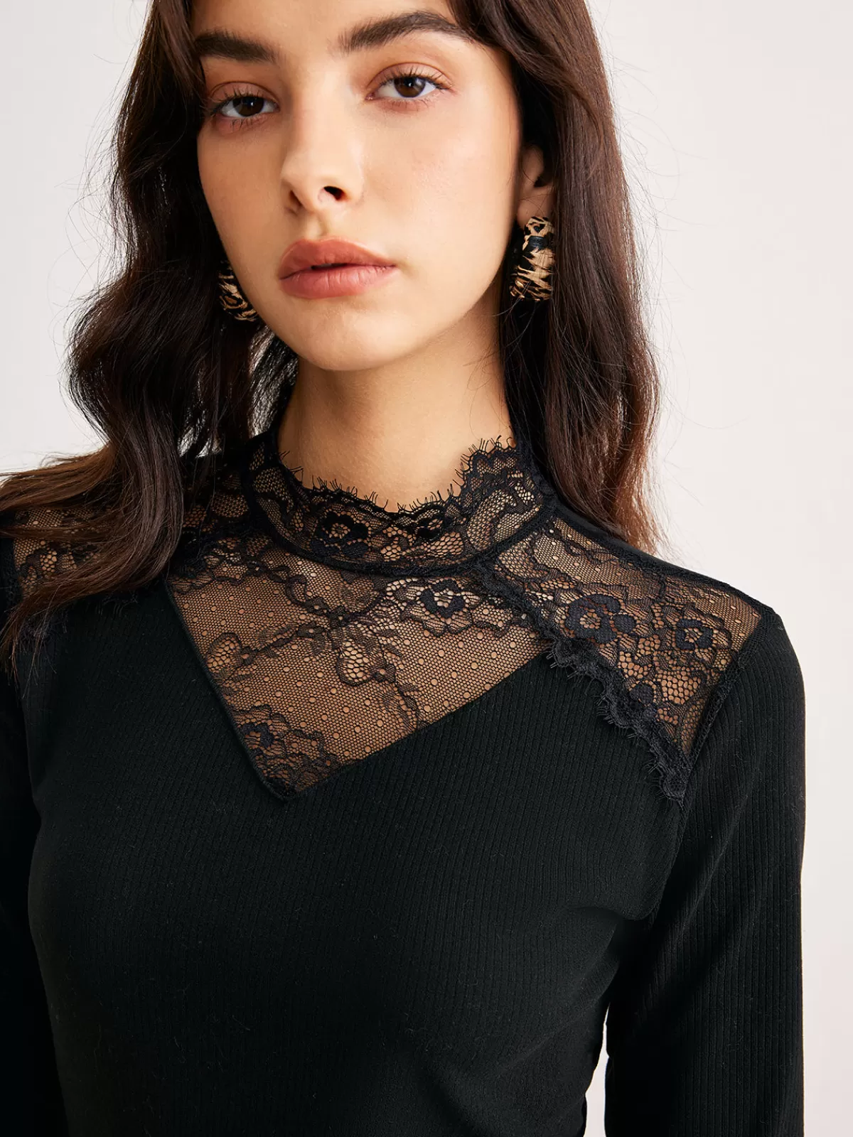 COMMENSE Lace Detail Slim Knit Top Black Store
