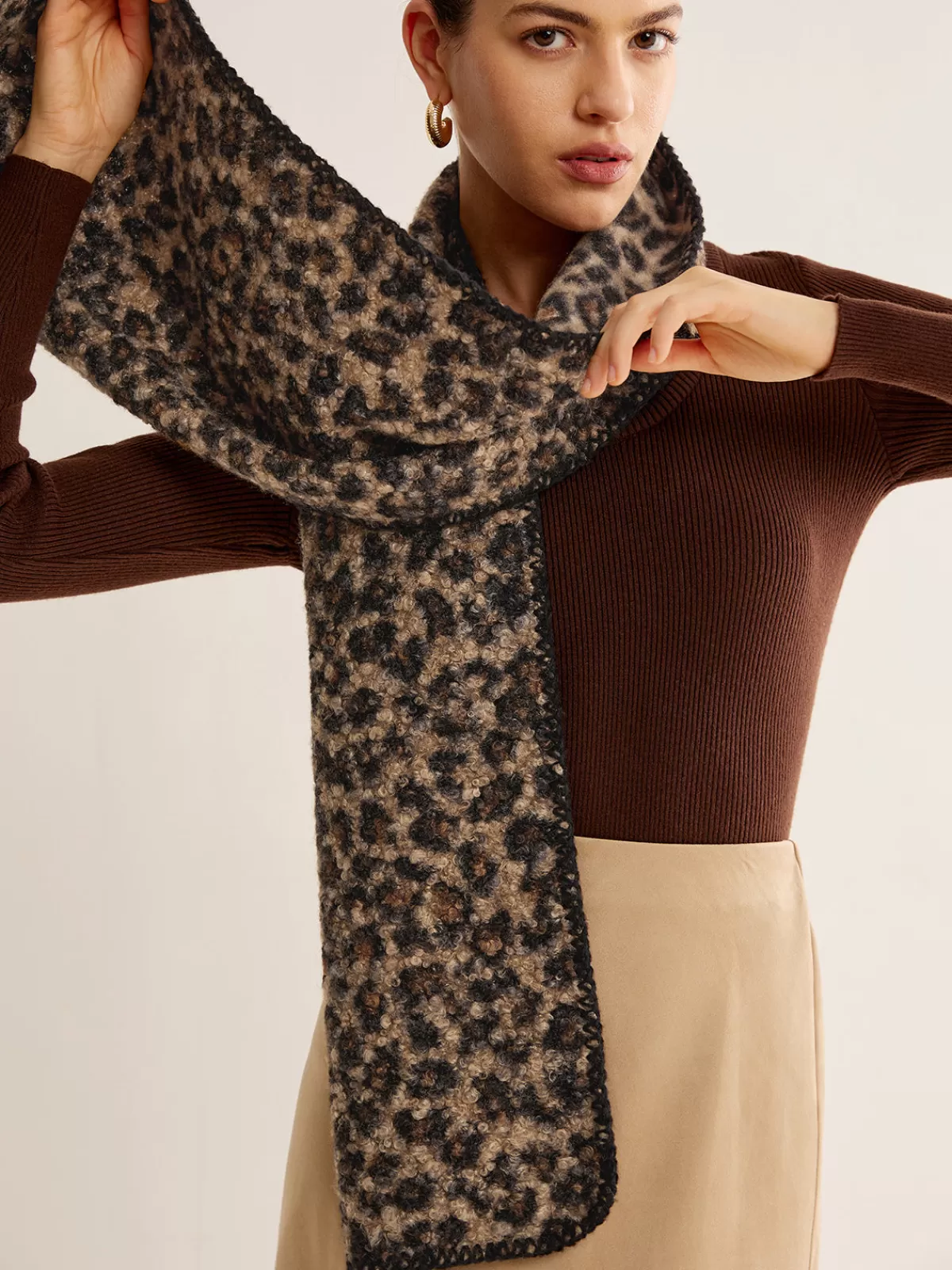 COMMENSE Leopard Printed Minky Scarf Brown Discount