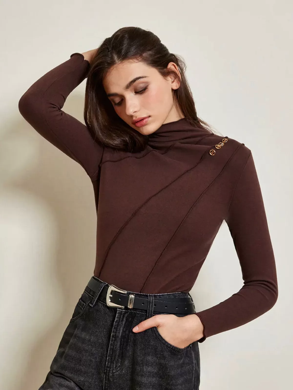COMMENSE Metal-Detail Piping Jersey Top DarkBrown Fashion