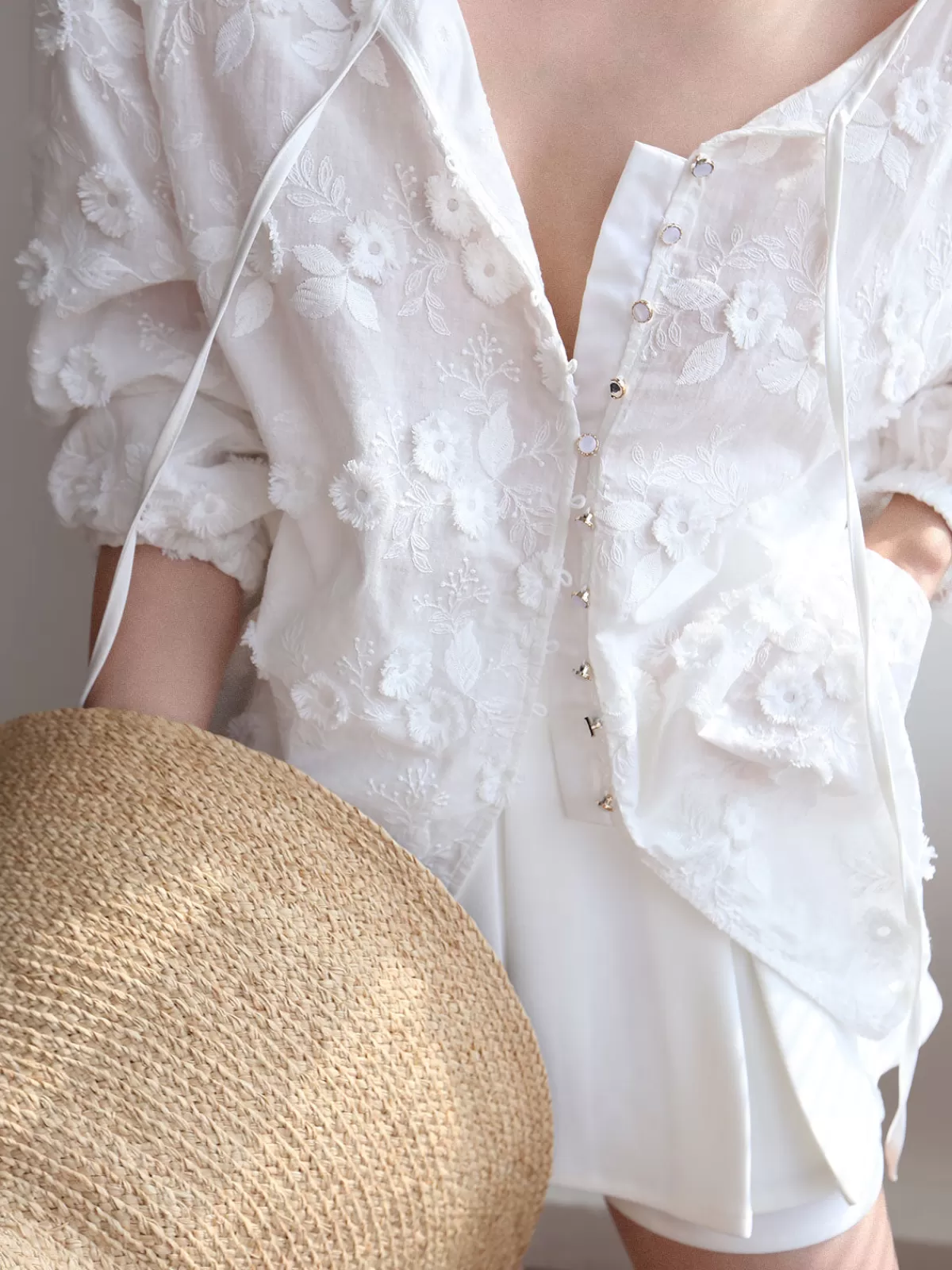 COMMENSE Oversized Embroidered Floral Shirt White Best