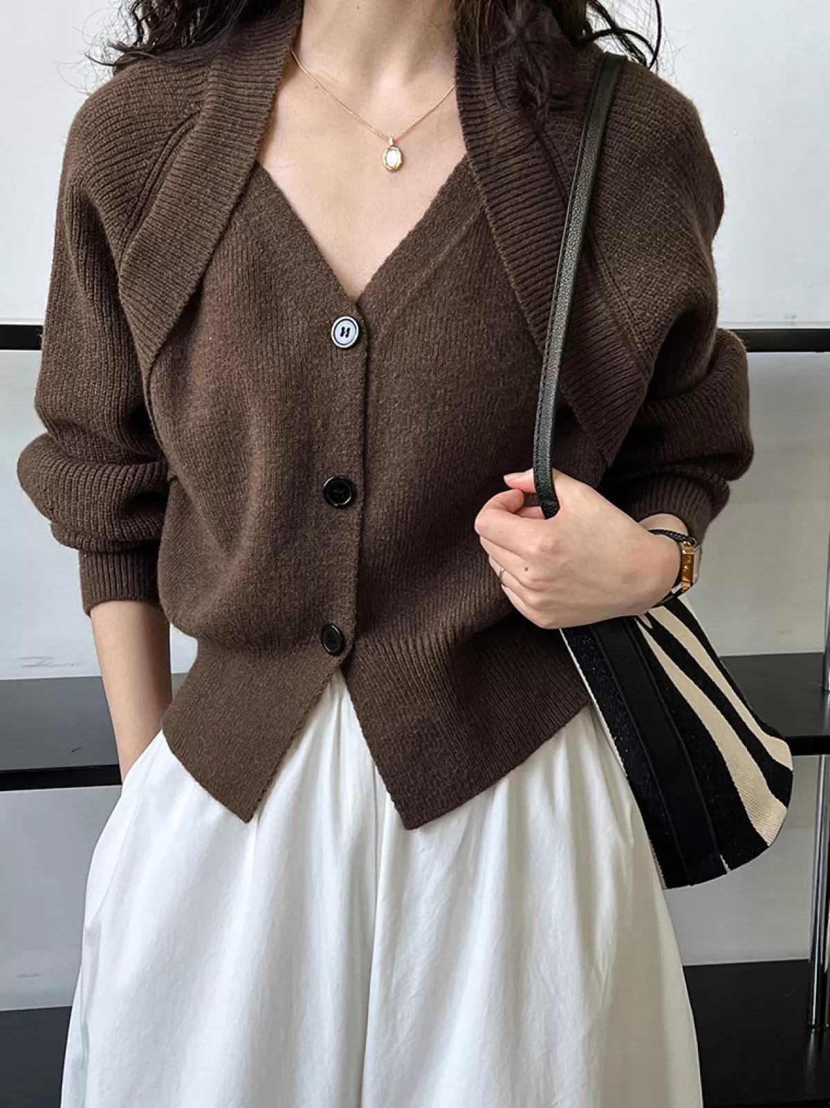 COMMENSE Patchwork V-neck Button Sweater DarkBrown Sale