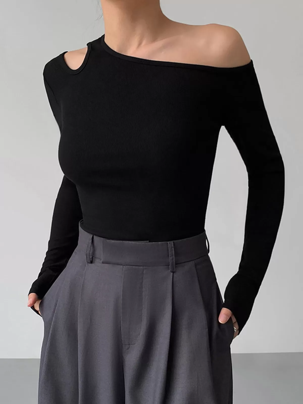 COMMENSE Slinky Cutout Knit Top Black Fashion