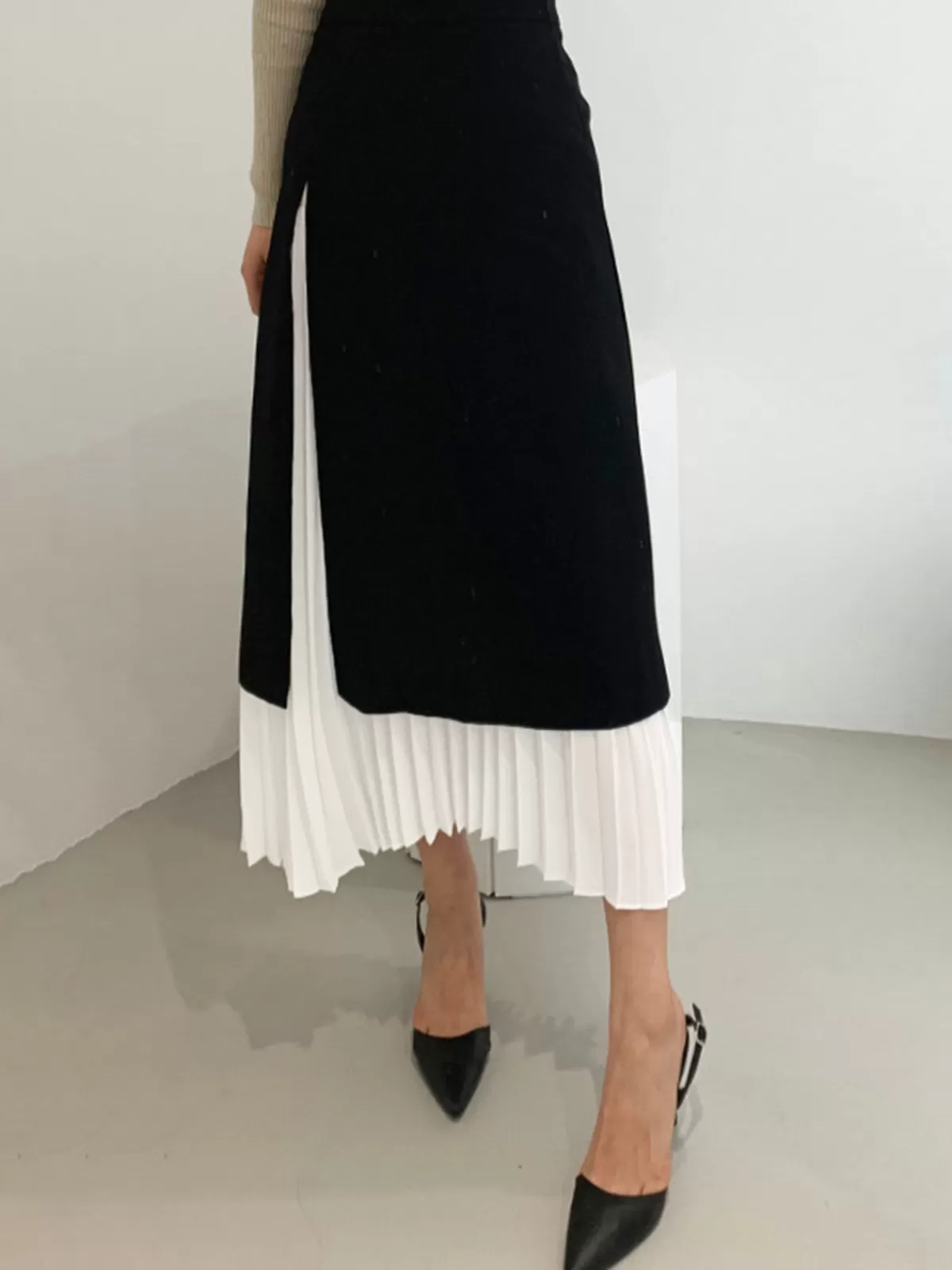 COMMENSE Two Tone Pleated Long Skirt Black Fashion