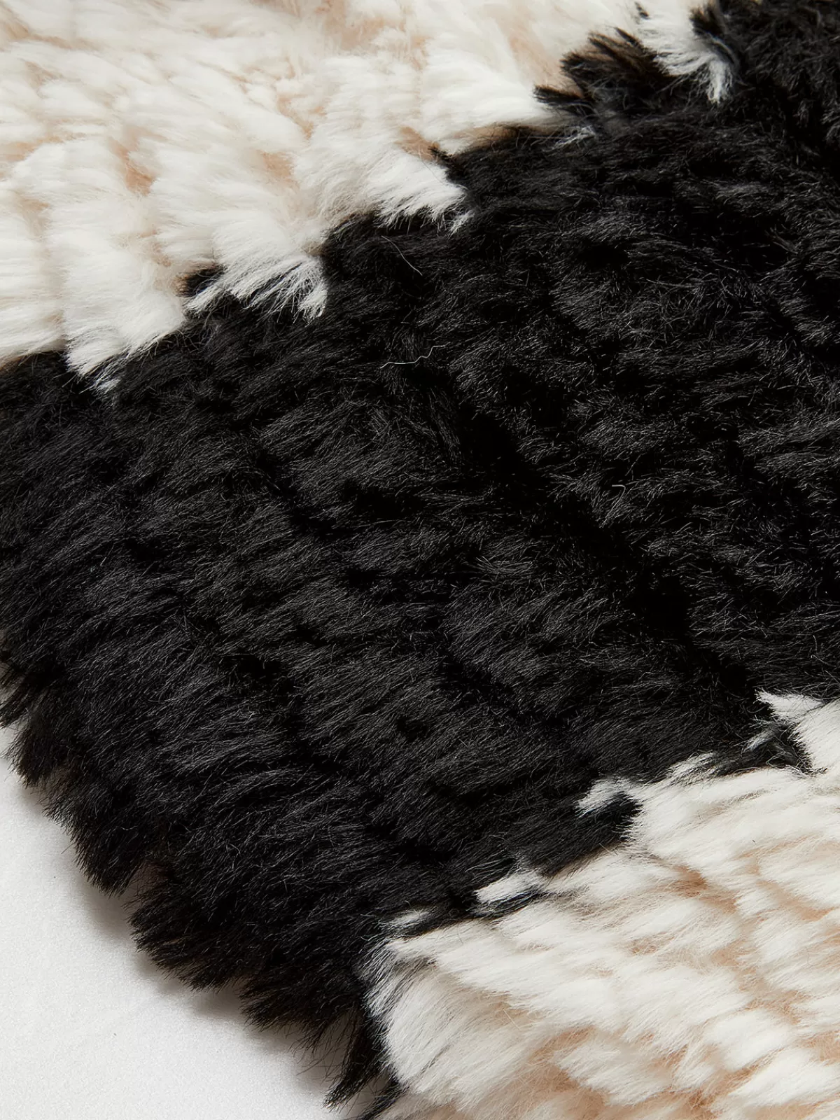 COMMENSE Two-Tone Fuzzy Scarf BlackandWhite Store