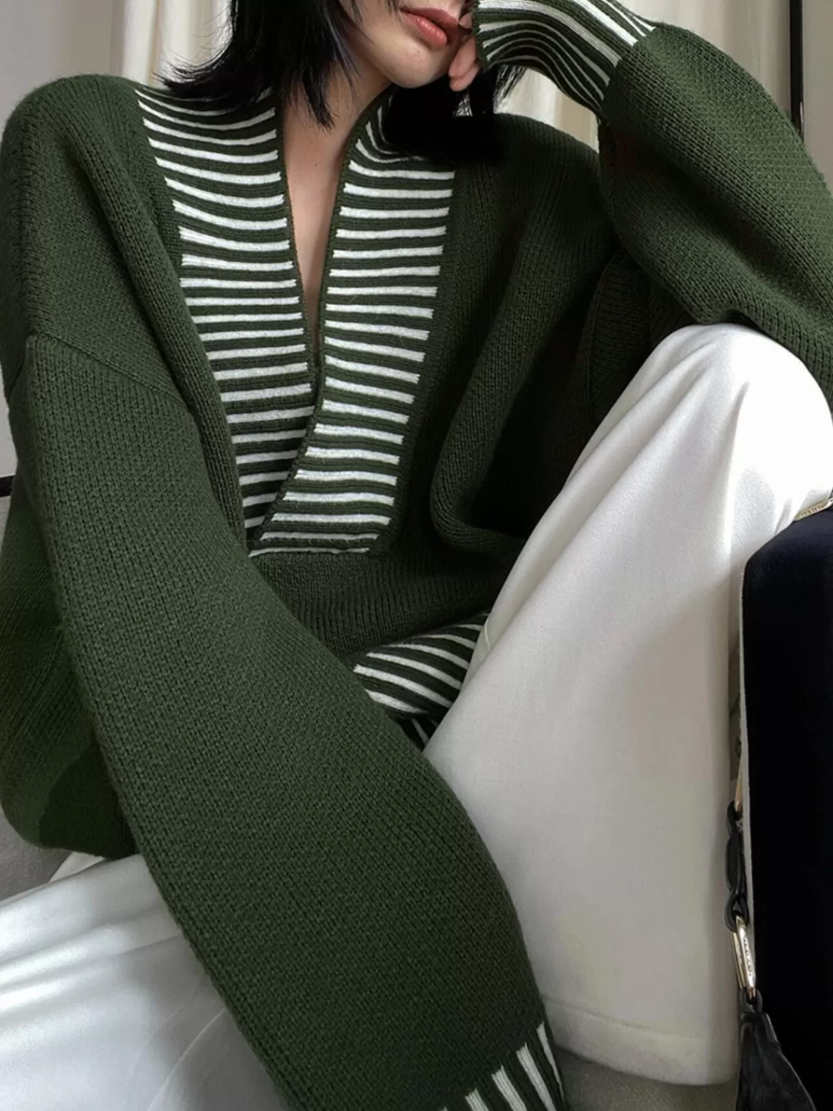 COMMENSE V-Neck Two-Tone Striped Sweater Green Shop