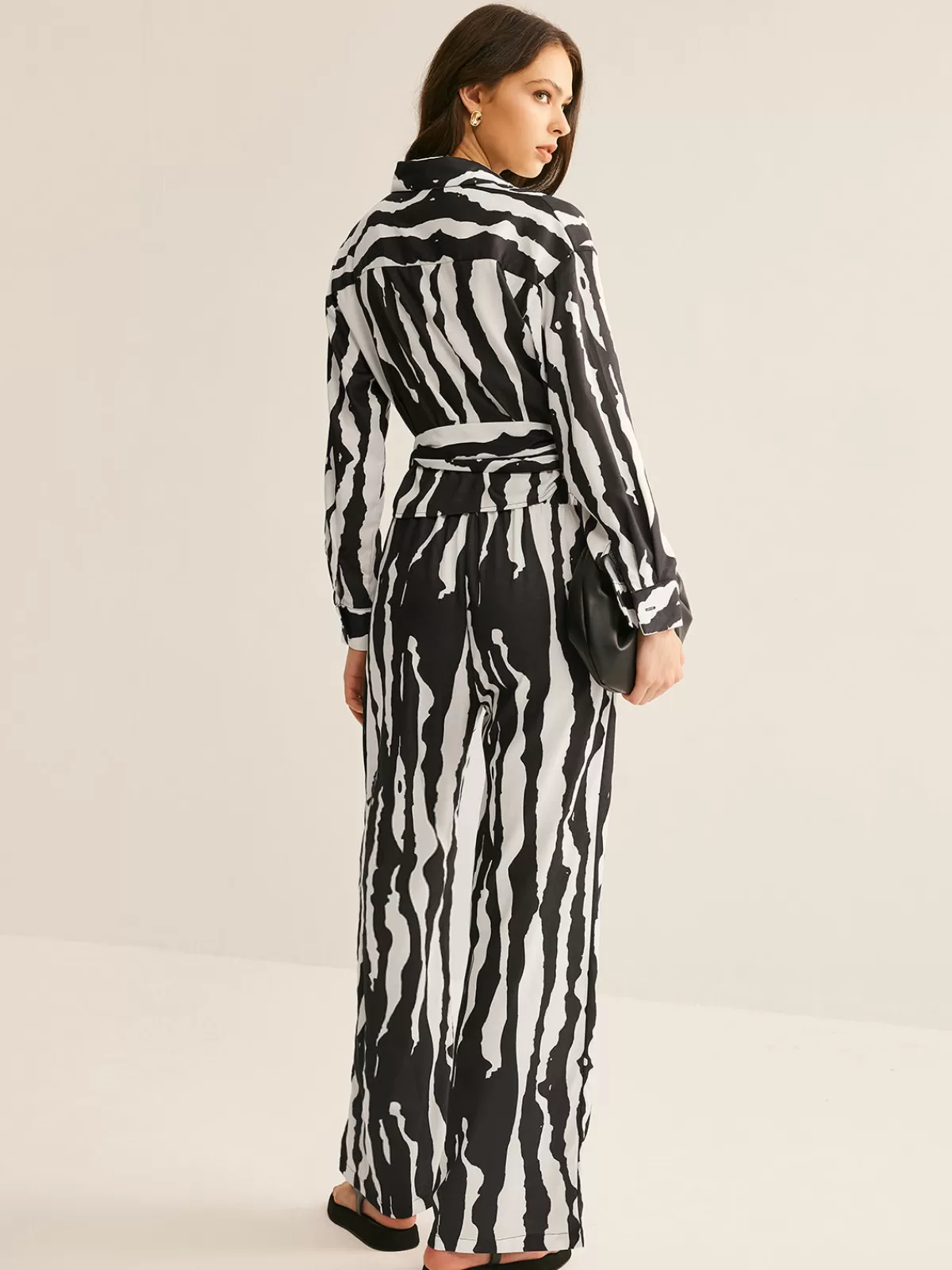 COMMENSE V-Neck Zebra Printed Pants Set BlackandWhite Store